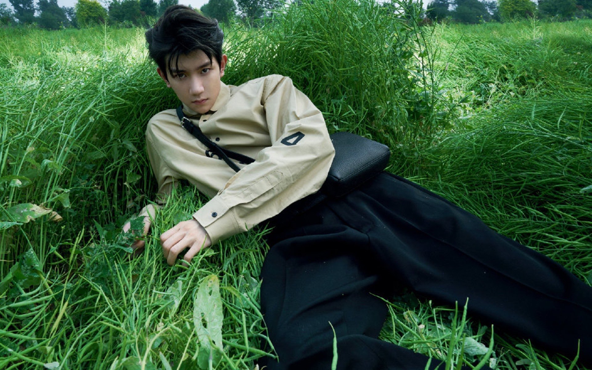 莫伊：稳定的scrum技术和出色的防守，使他成为全黑队不可或缺的球员